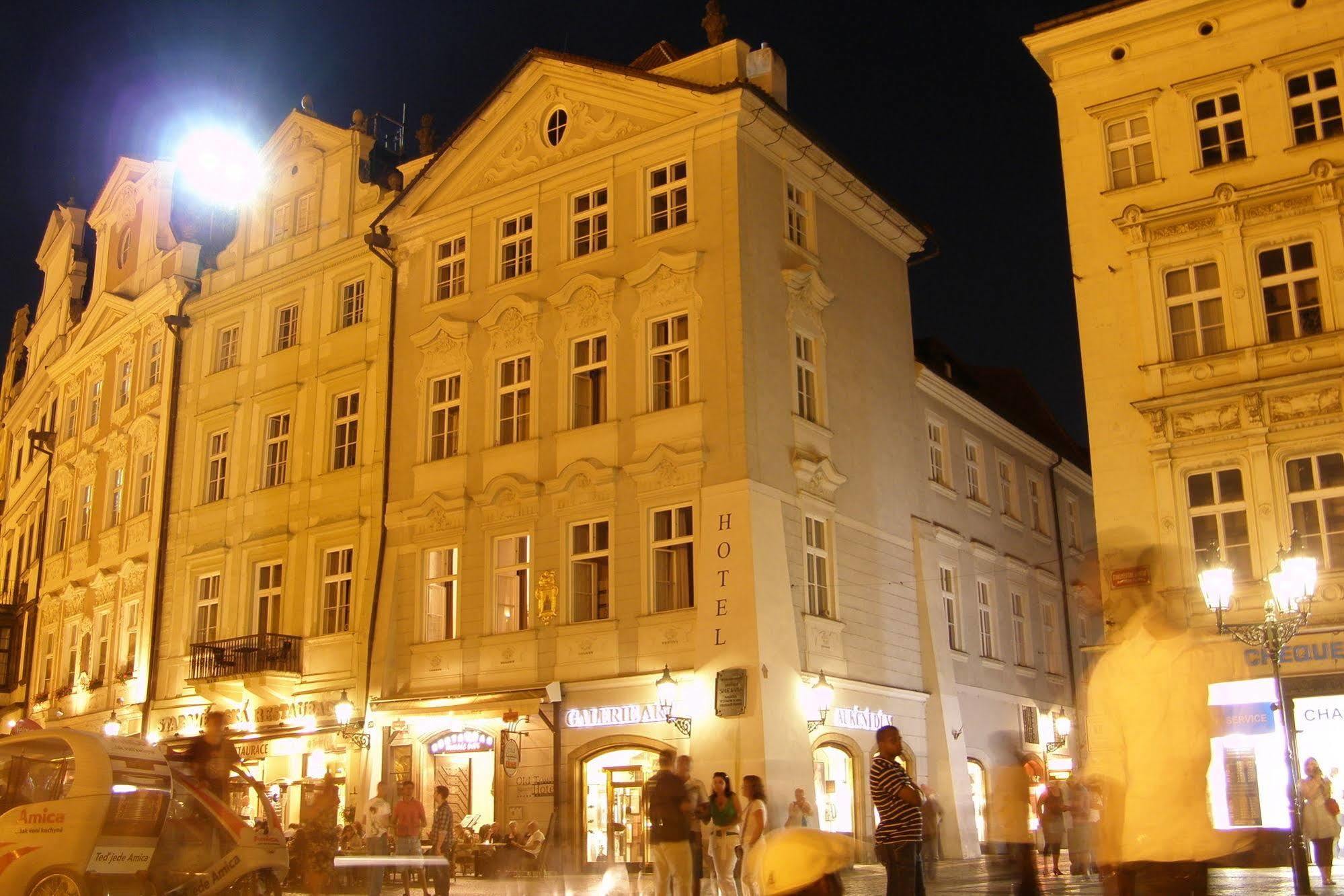 Old Town Square Residence By Emblem Prague Exterior photo